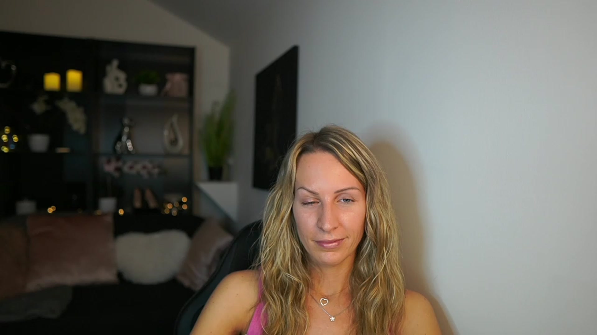 Gallery image thumbnail from Nikki__Sexx__'s myfreecams stream on, 11/09/2023, 16:55 image 12 of 20