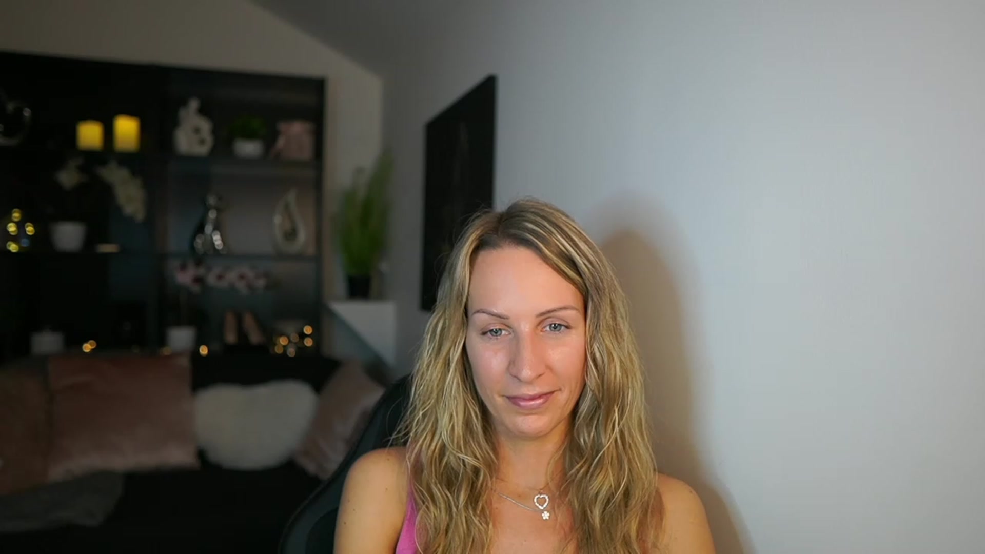 Gallery image thumbnail from Nikki__Sexx__'s myfreecams stream on, 11/09/2023, 16:55 image 2 of 20