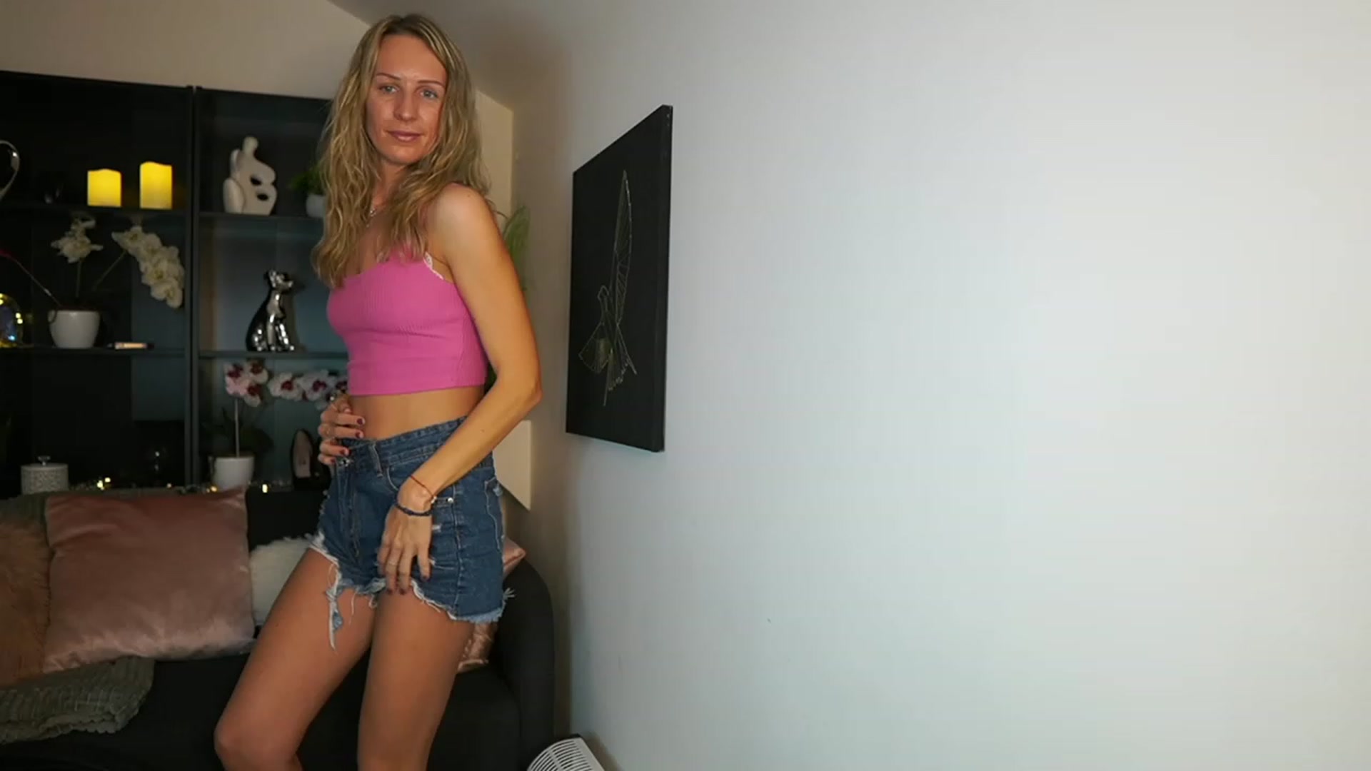 Gallery image thumbnail from Nikki__Sexx__'s myfreecams stream on, 11/09/2023, 20:03 image 17 of 20