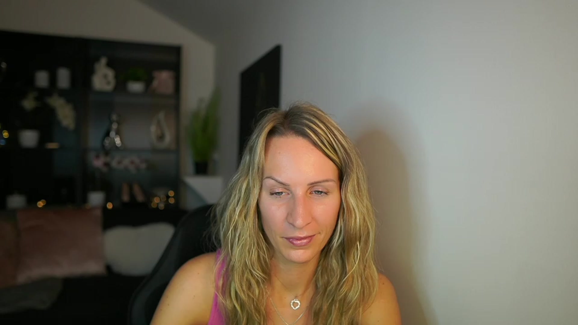 Gallery image thumbnail from Nikki__Sexx__'s myfreecams stream on, 11/09/2023, 23:09 image 7 of 20