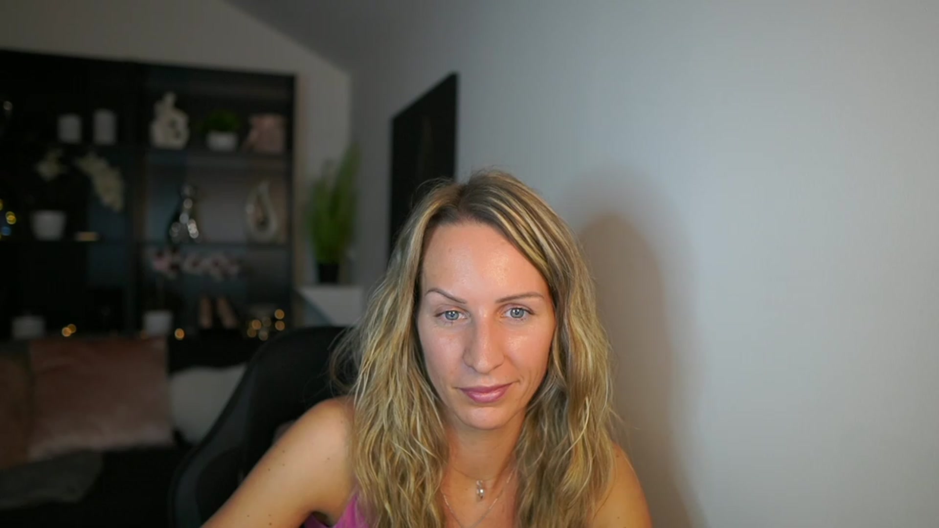 Gallery image thumbnail from Nikki__Sexx__'s myfreecams stream on, 11/09/2023, 23:09 image 20 of 20