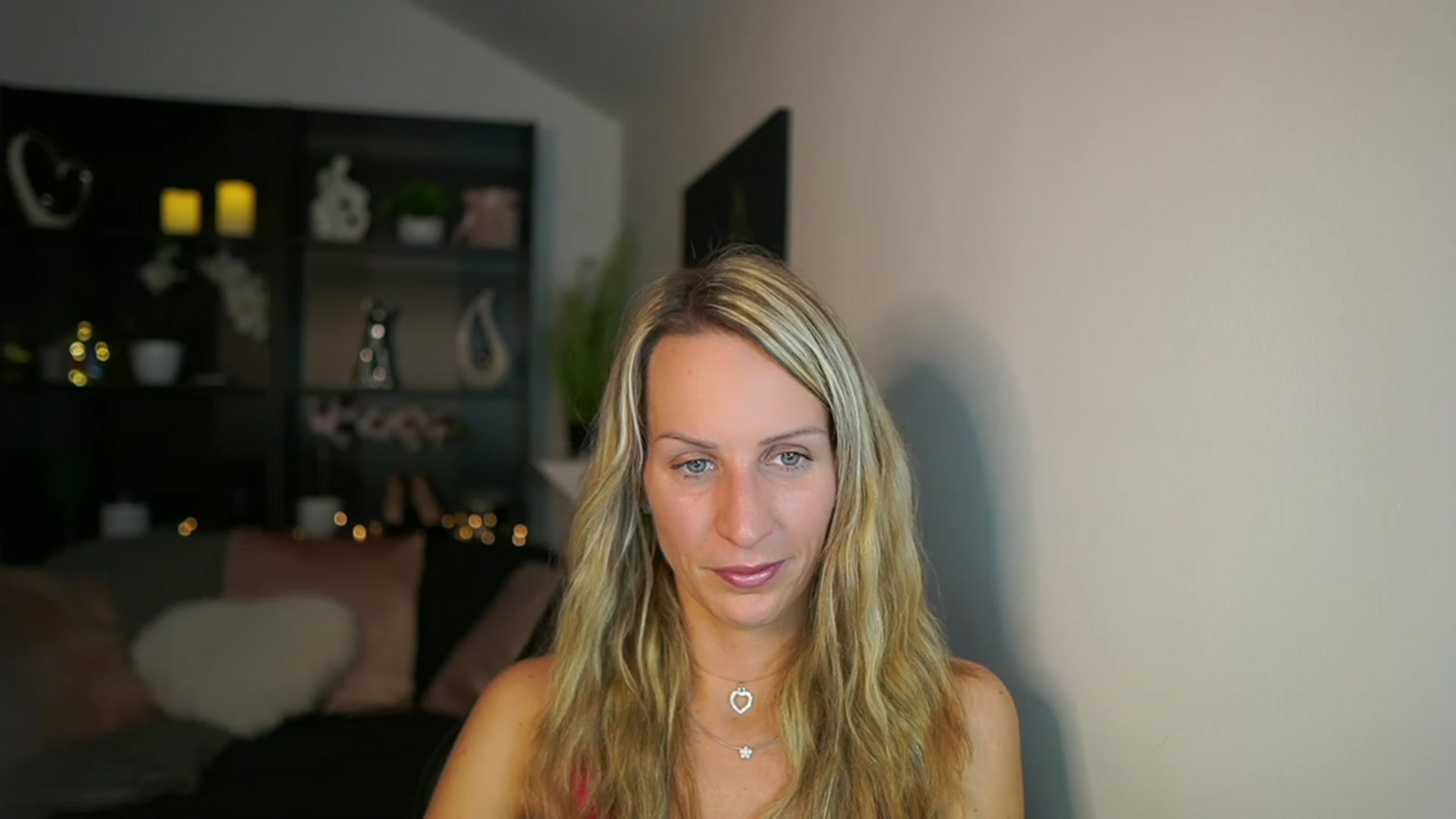 Gallery image thumbnail from Nikki__Sexx__'s myfreecams stream on, 11/14/2023, 19:22 image 19 of 20