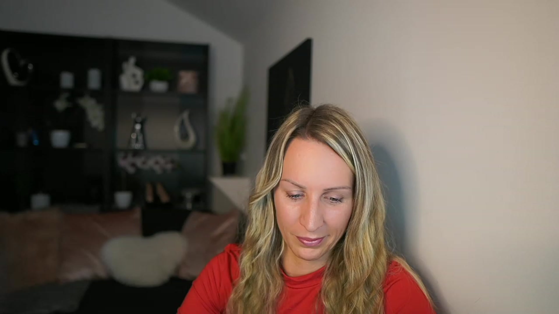 Gallery image thumbnail from Nikki__Sexx__'s myfreecams stream on, 11/20/2023, 20:39 image 17 of 20