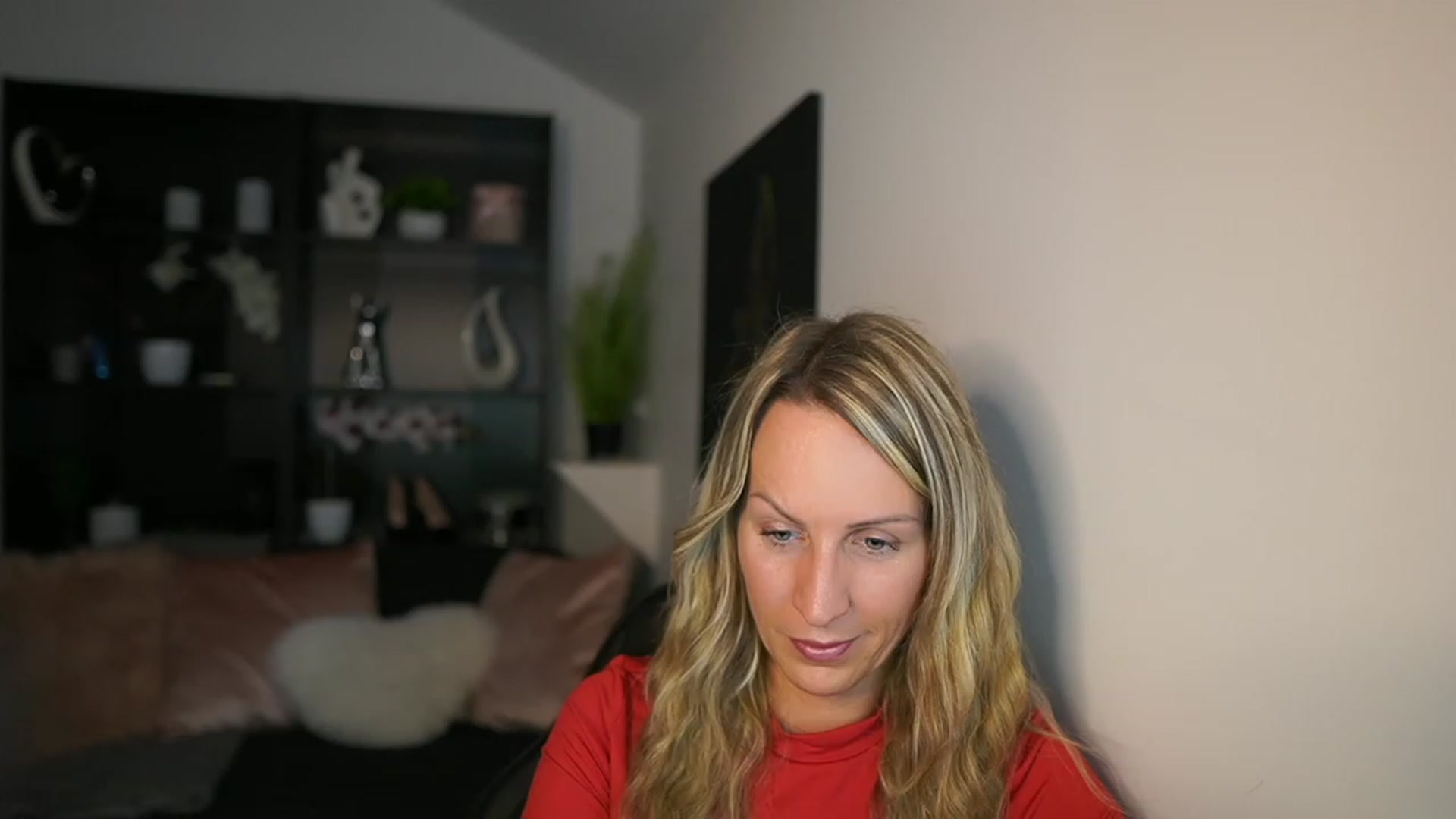 Gallery image thumbnail from Nikki__Sexx__'s myfreecams stream on, 11/20/2023, 20:39 image 4 of 20