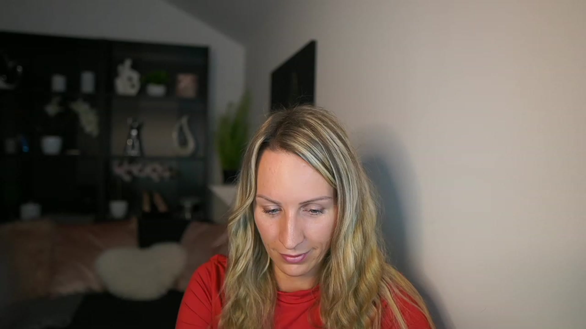Gallery image thumbnail from Nikki__Sexx__'s myfreecams stream on, 11/20/2023, 23:07 image 6 of 20