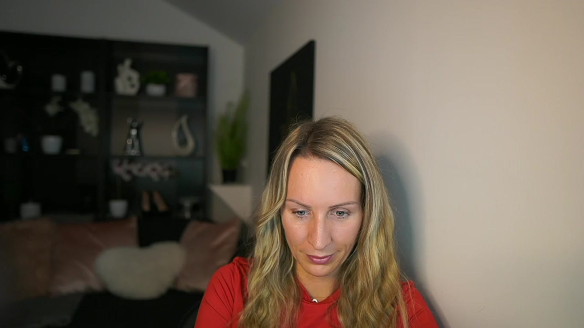 Gallery image thumbnail from Nikki__Sexx__'s myfreecams stream on, 11/20/2023, 23:07 image 7 of 20