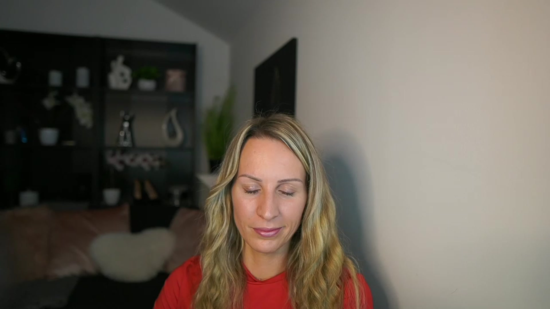 Gallery image thumbnail from Nikki__Sexx__'s myfreecams stream on, 11/20/2023, 23:07 image 17 of 20