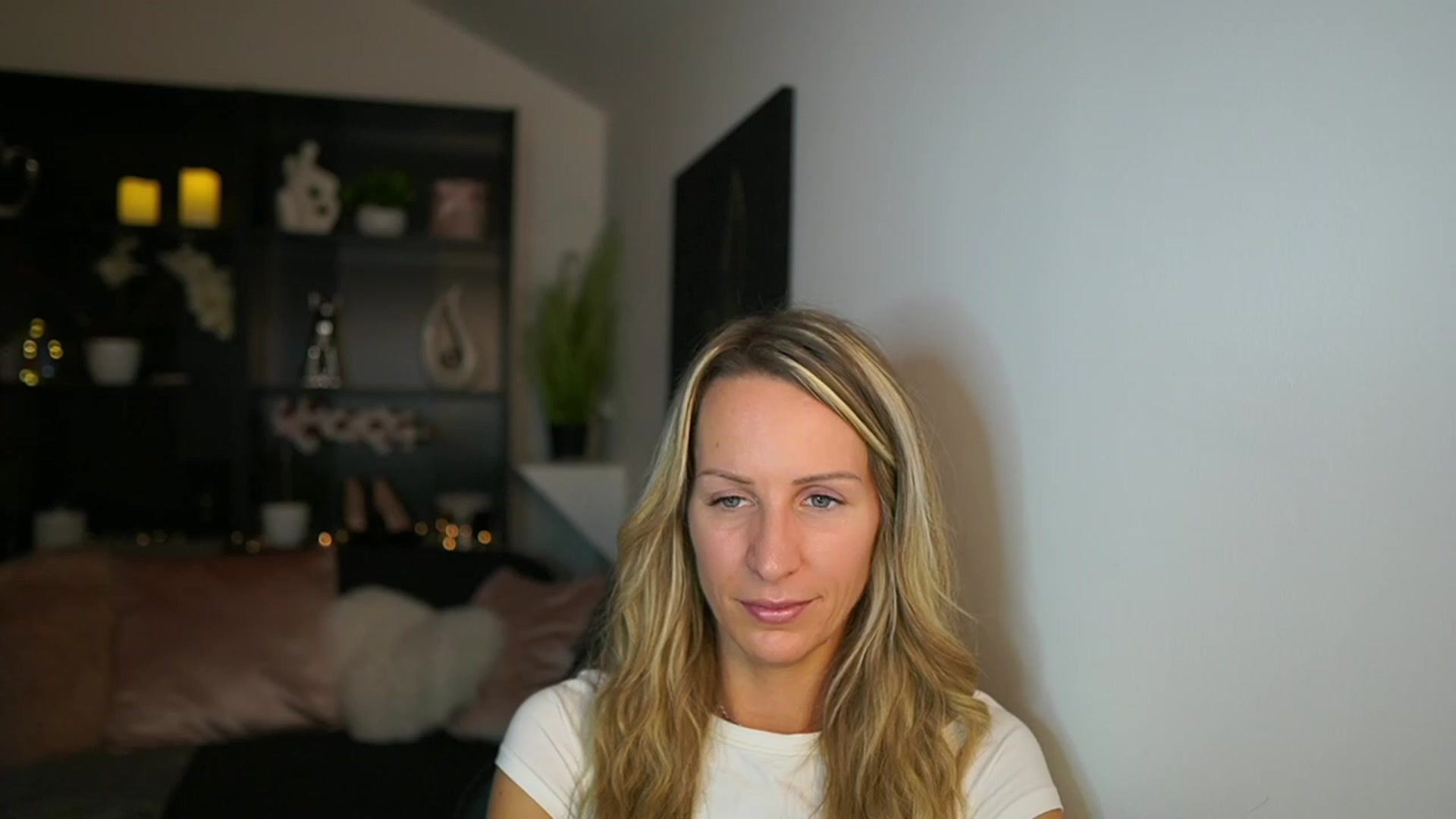 Gallery image thumbnail from Nikki__Sexx__'s myfreecams stream on, 11/23/2023, 23:22 image 10 of 20