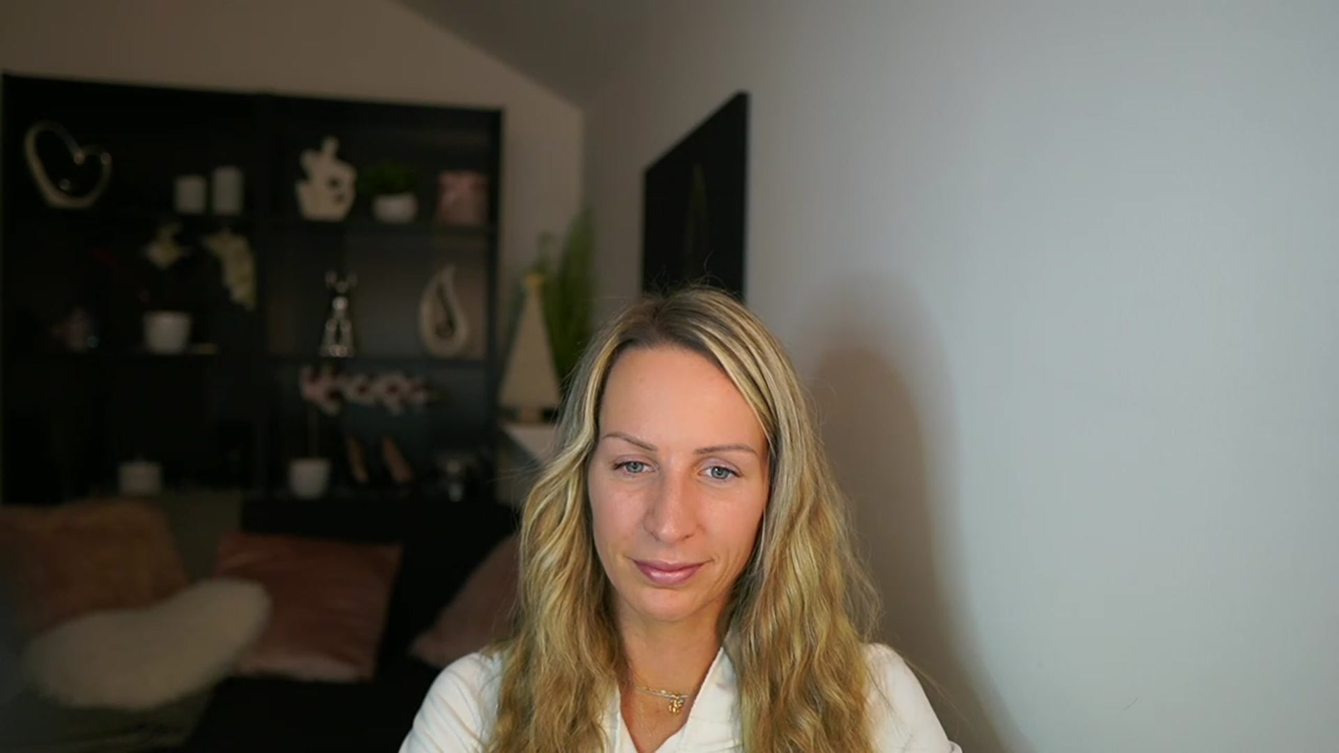 Gallery image thumbnail from Nikki__Sexx__'s myfreecams stream on, 11/27/2023, 20:31 image 7 of 20