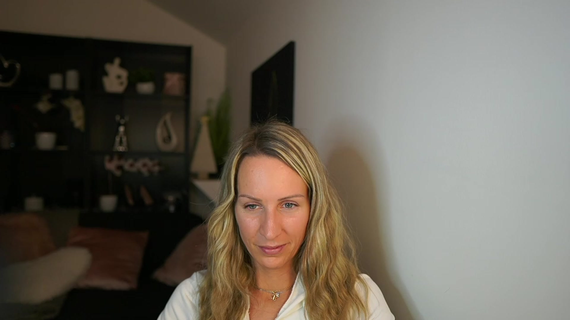 Gallery image thumbnail from Nikki__Sexx__'s myfreecams stream on, 11/27/2023, 23:24 image 11 of 20