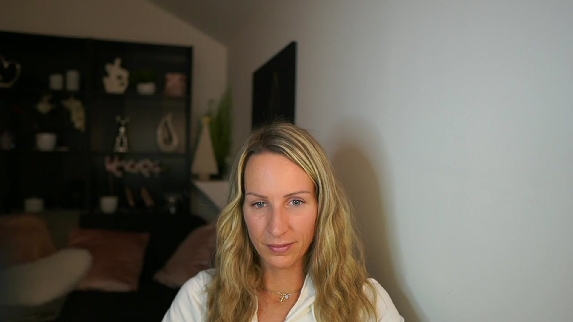Gallery image thumbnail from Nikki__Sexx__'s myfreecams stream on, 11/27/2023, 23:24 image 10 of 20