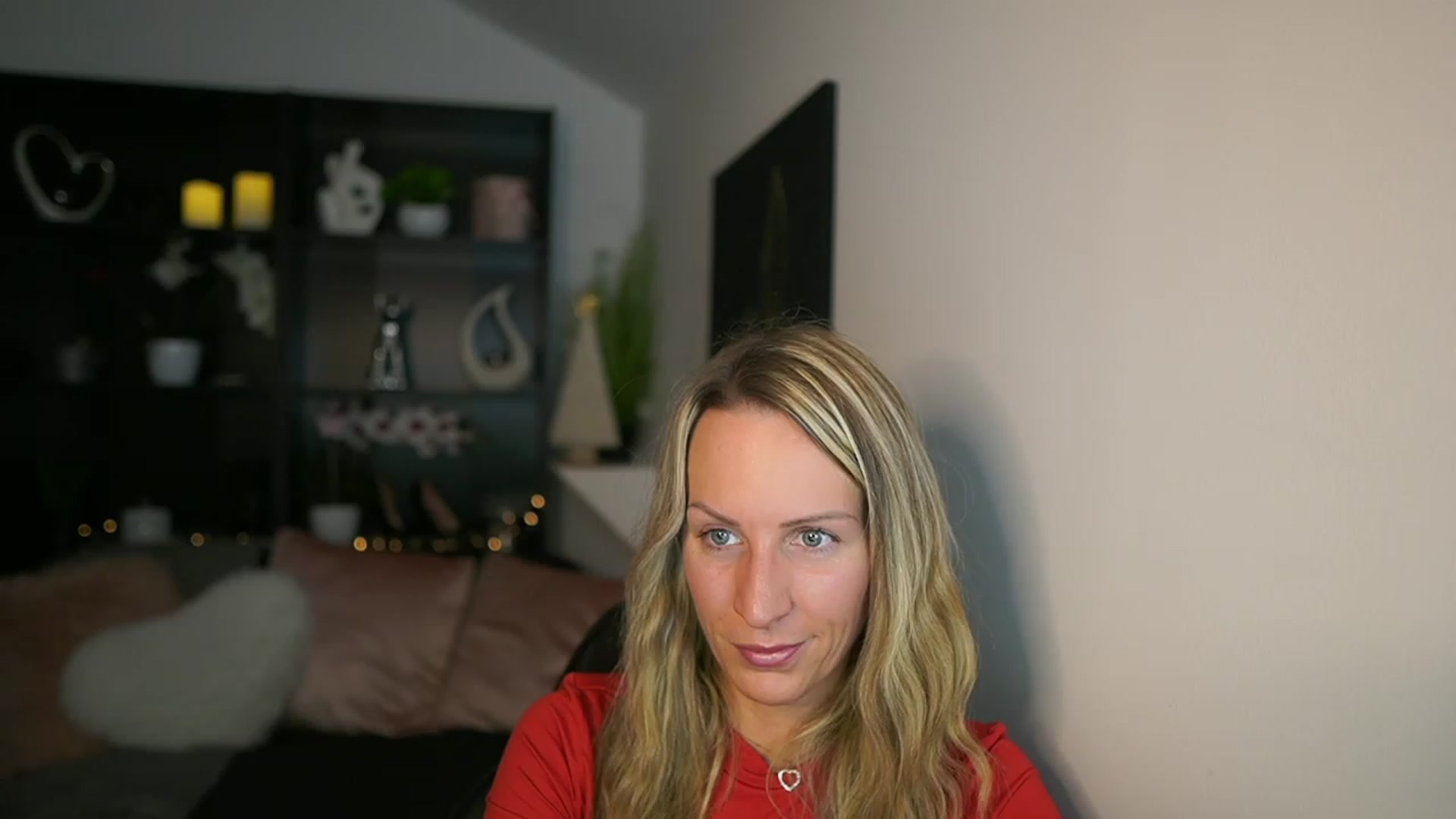 Gallery image thumbnail from Nikki__Sexx__'s myfreecams stream on, 12/04/2023, 19:55 image 3 of 20