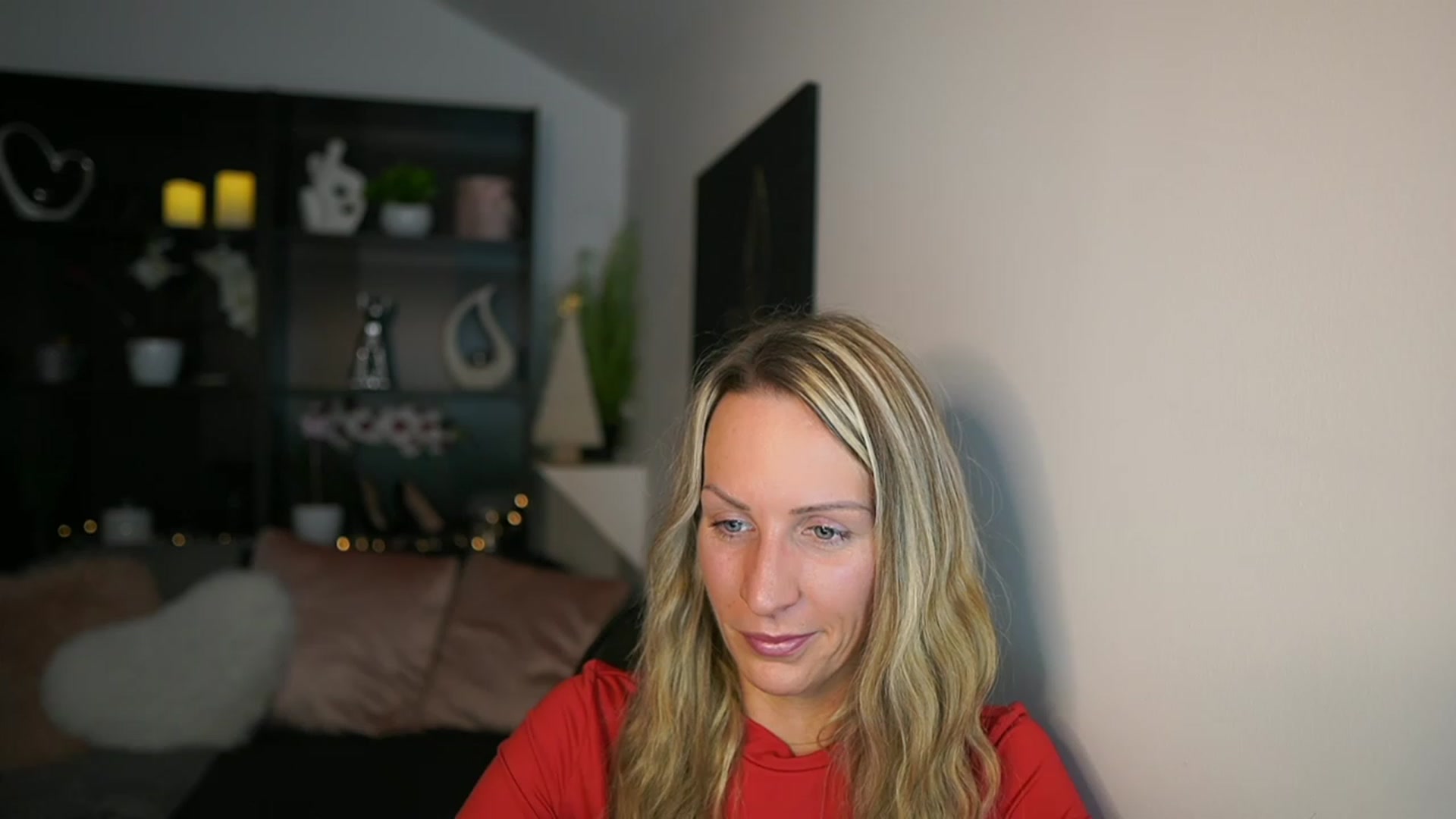 Gallery image thumbnail from Nikki__Sexx__'s myfreecams stream on, 12/04/2023, 19:55 image 17 of 20