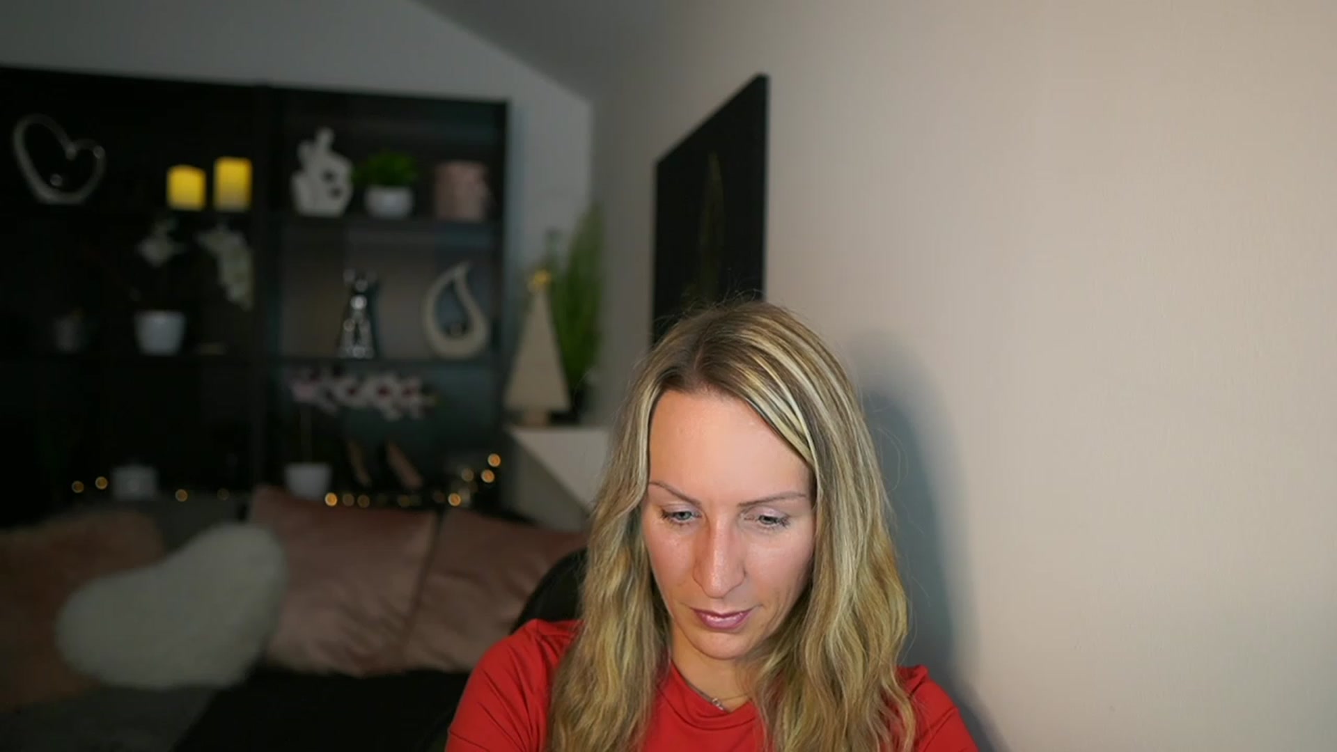 Gallery image thumbnail from Nikki__Sexx__'s myfreecams stream on, 12/04/2023, 19:55 image 7 of 20