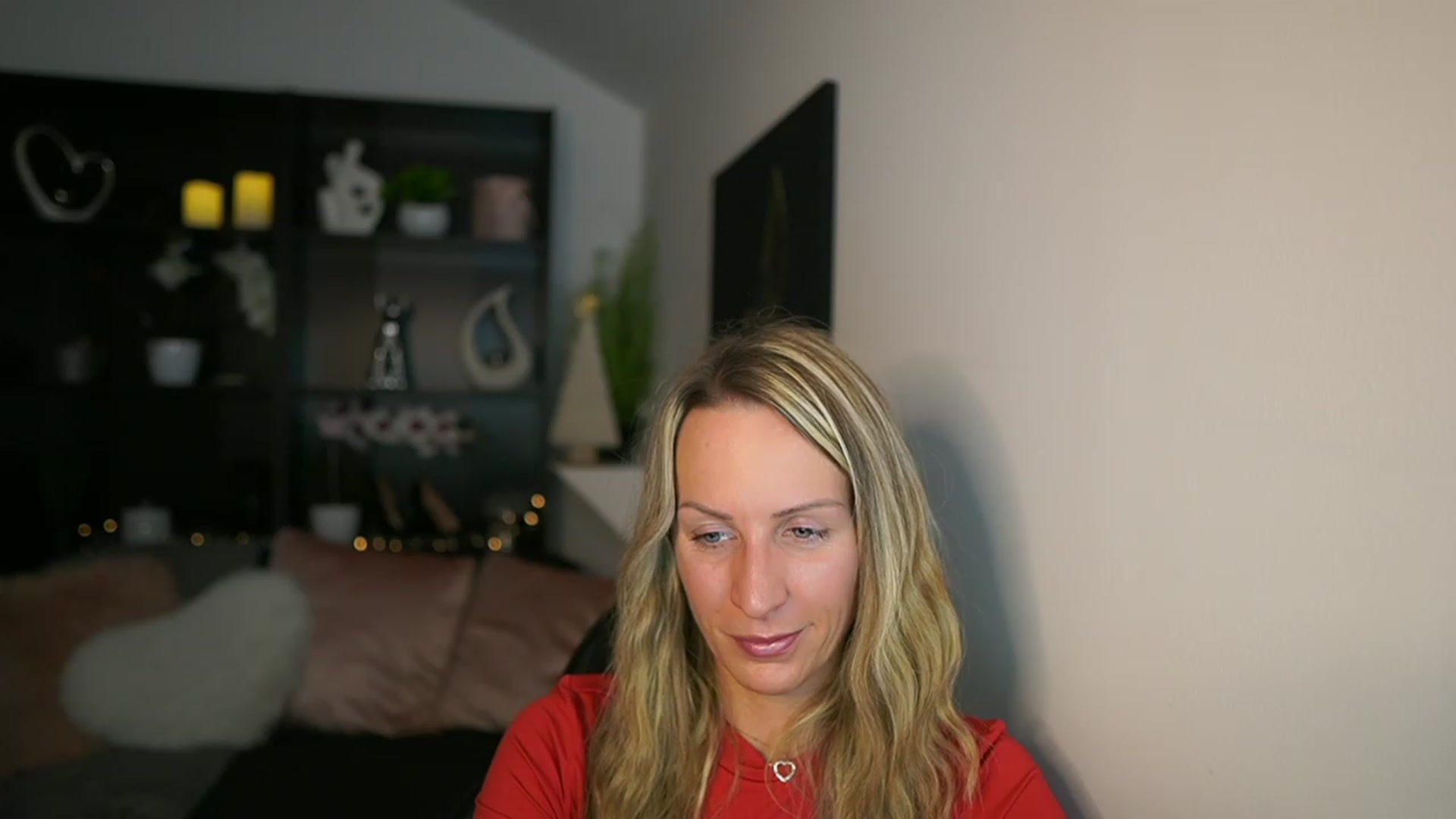 Gallery image thumbnail from Nikki__Sexx__'s myfreecams stream on, 12/04/2023, 19:55 image 5 of 20