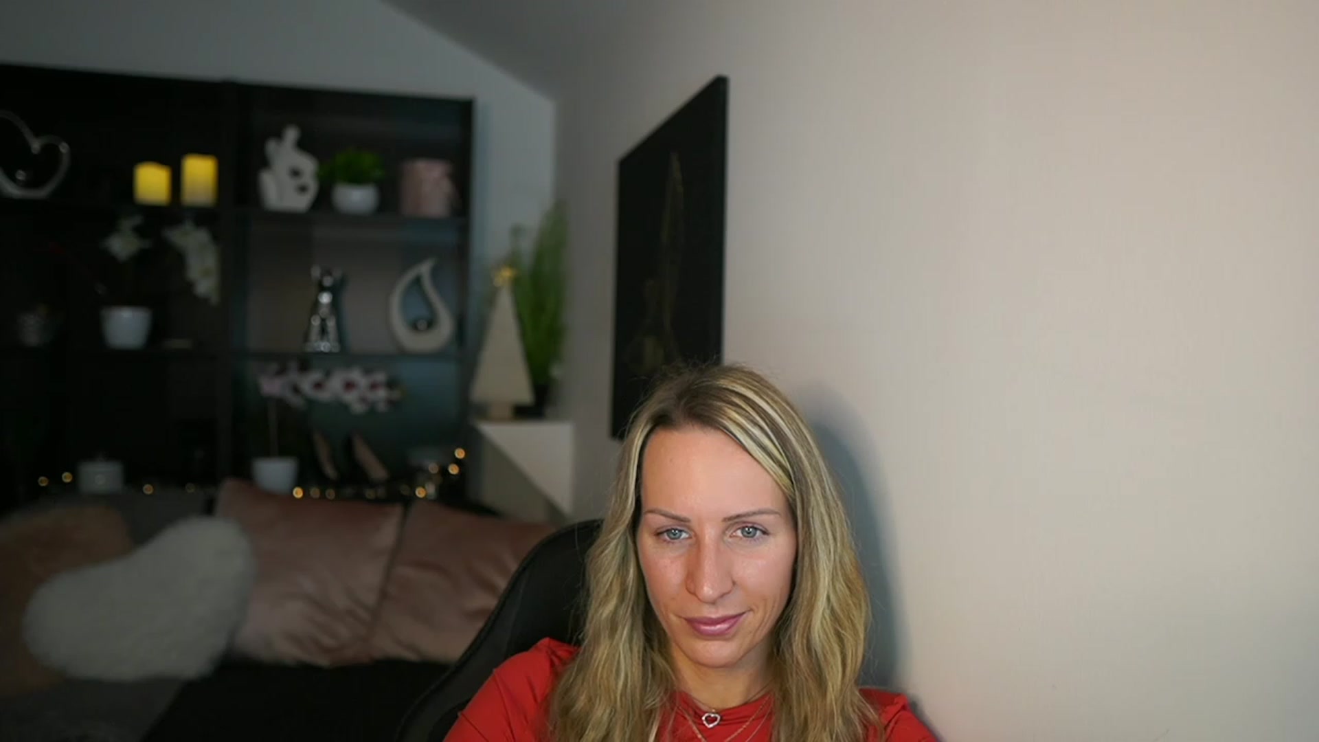 Gallery image thumbnail from Nikki__Sexx__'s myfreecams stream on, 12/04/2023, 20:43 image 19 of 20