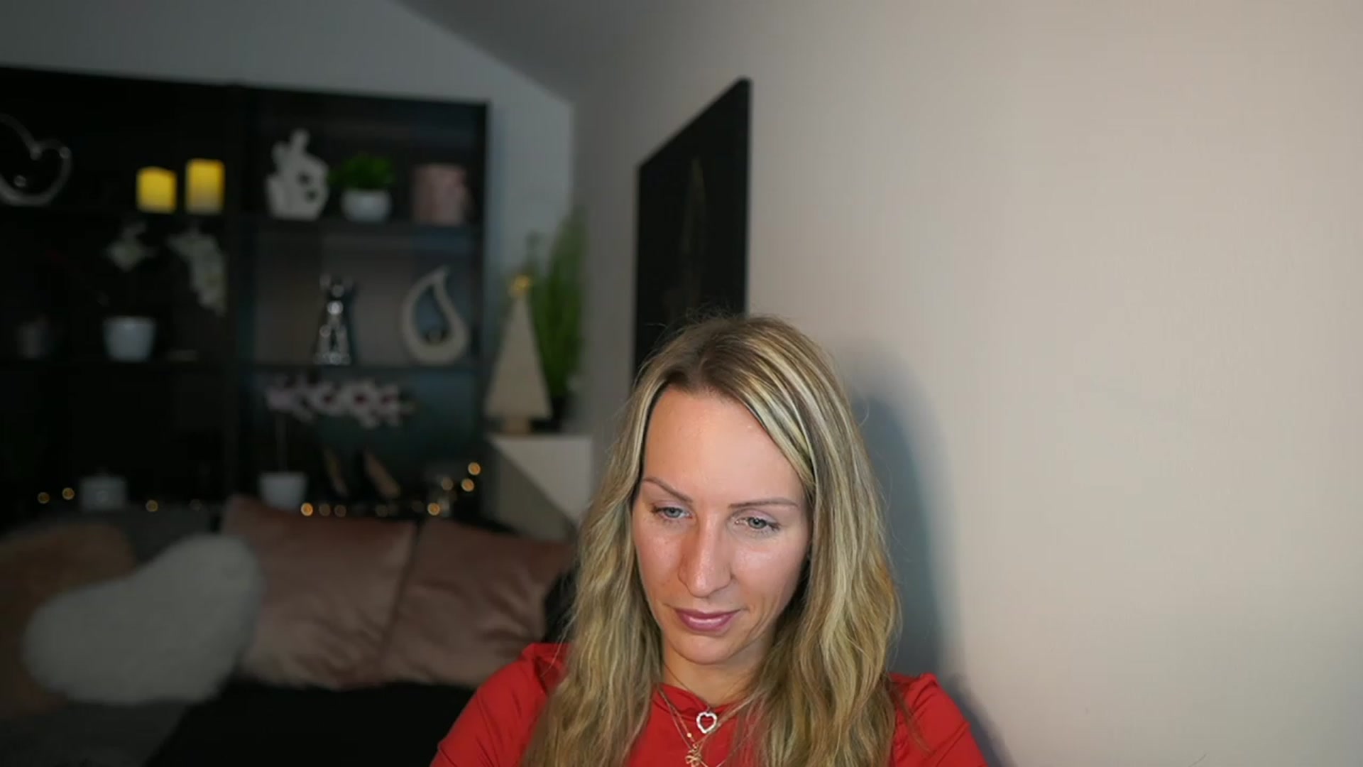Gallery image thumbnail from Nikki__Sexx__'s myfreecams stream on, 12/04/2023, 20:43 image 13 of 20