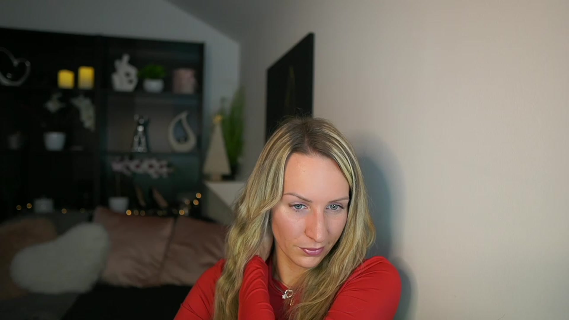 Gallery image thumbnail from Nikki__Sexx__'s myfreecams stream on, 12/04/2023, 20:43 image 6 of 20
