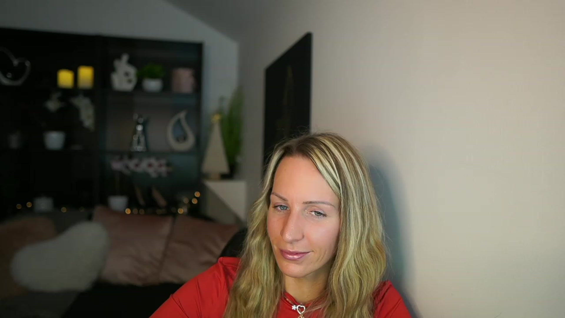 Gallery image thumbnail from Nikki__Sexx__'s myfreecams stream on, 12/04/2023, 20:43 image 7 of 20