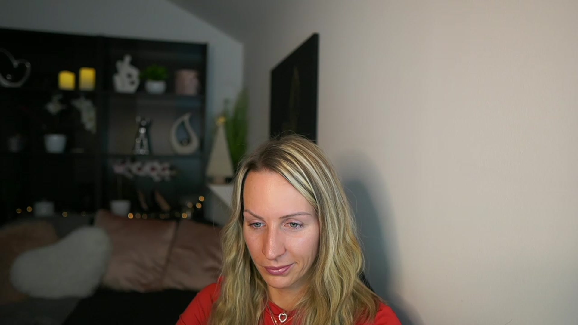 Gallery image thumbnail from Nikki__Sexx__'s myfreecams stream on, 12/04/2023, 20:43 image 14 of 20