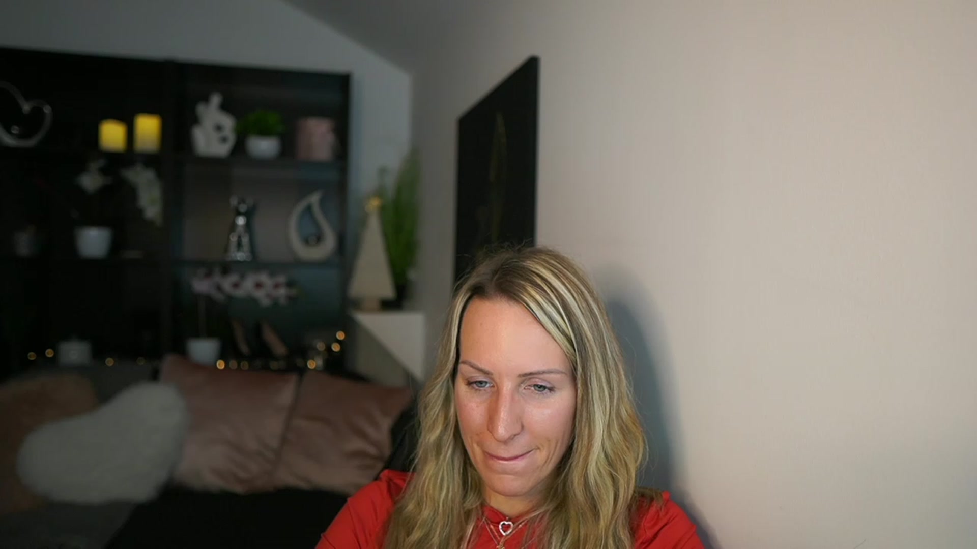 Gallery image thumbnail from Nikki__Sexx__'s myfreecams stream on, 12/04/2023, 20:43 image 15 of 20