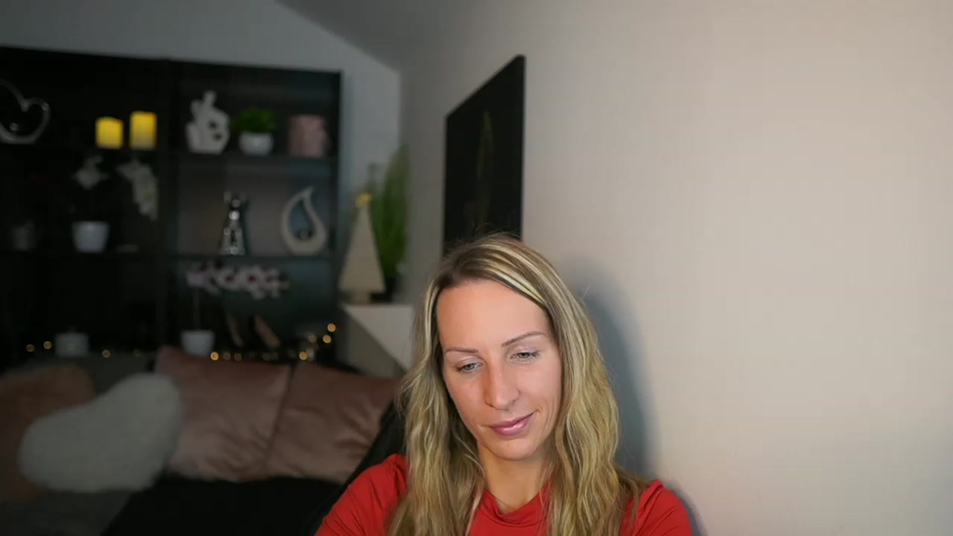 Gallery image thumbnail from Nikki__Sexx__'s myfreecams stream on, 12/04/2023, 21:06 image 7 of 20
