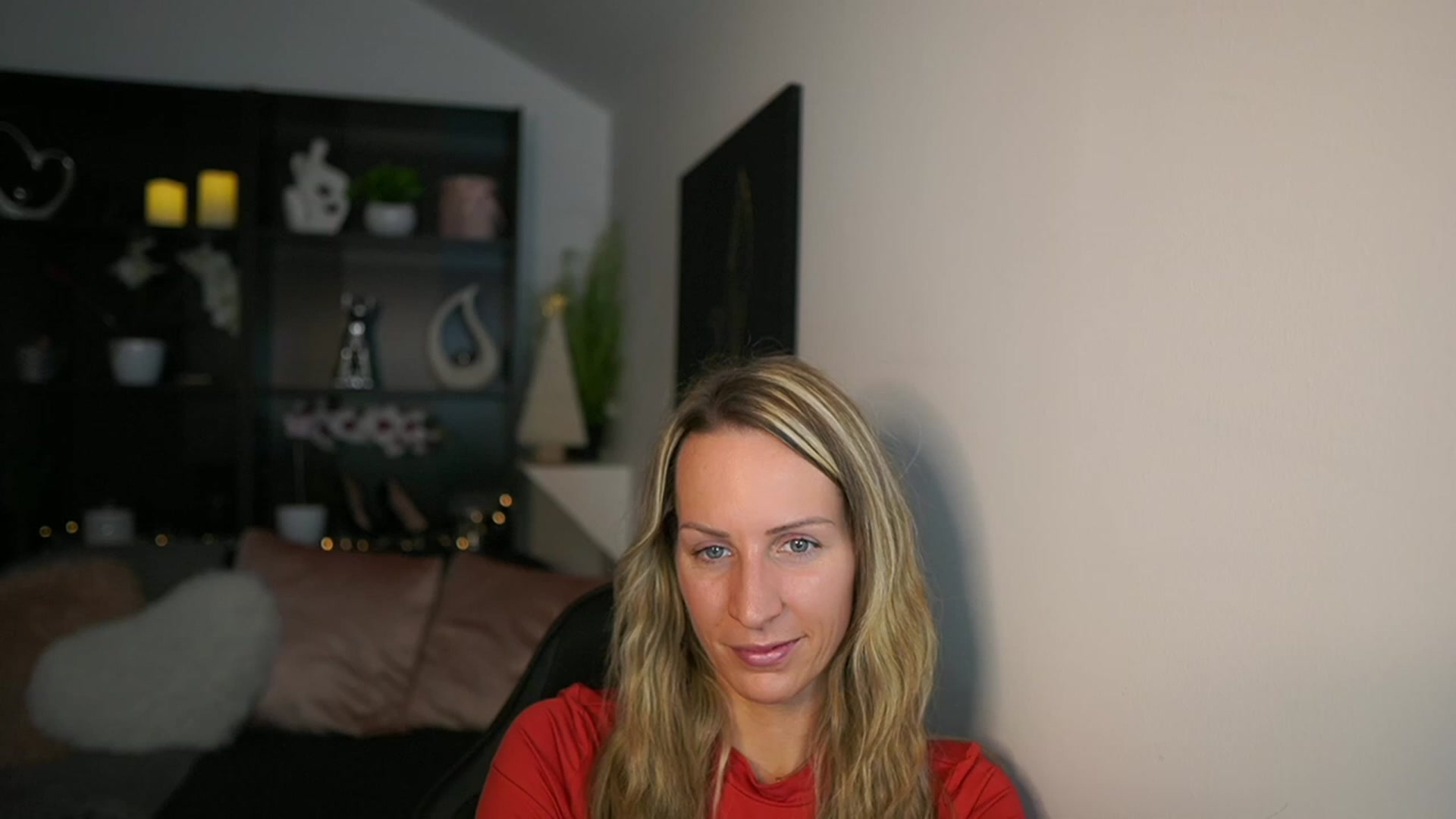 Gallery image thumbnail from Nikki__Sexx__'s myfreecams stream on, 12/04/2023, 21:06 image 15 of 20