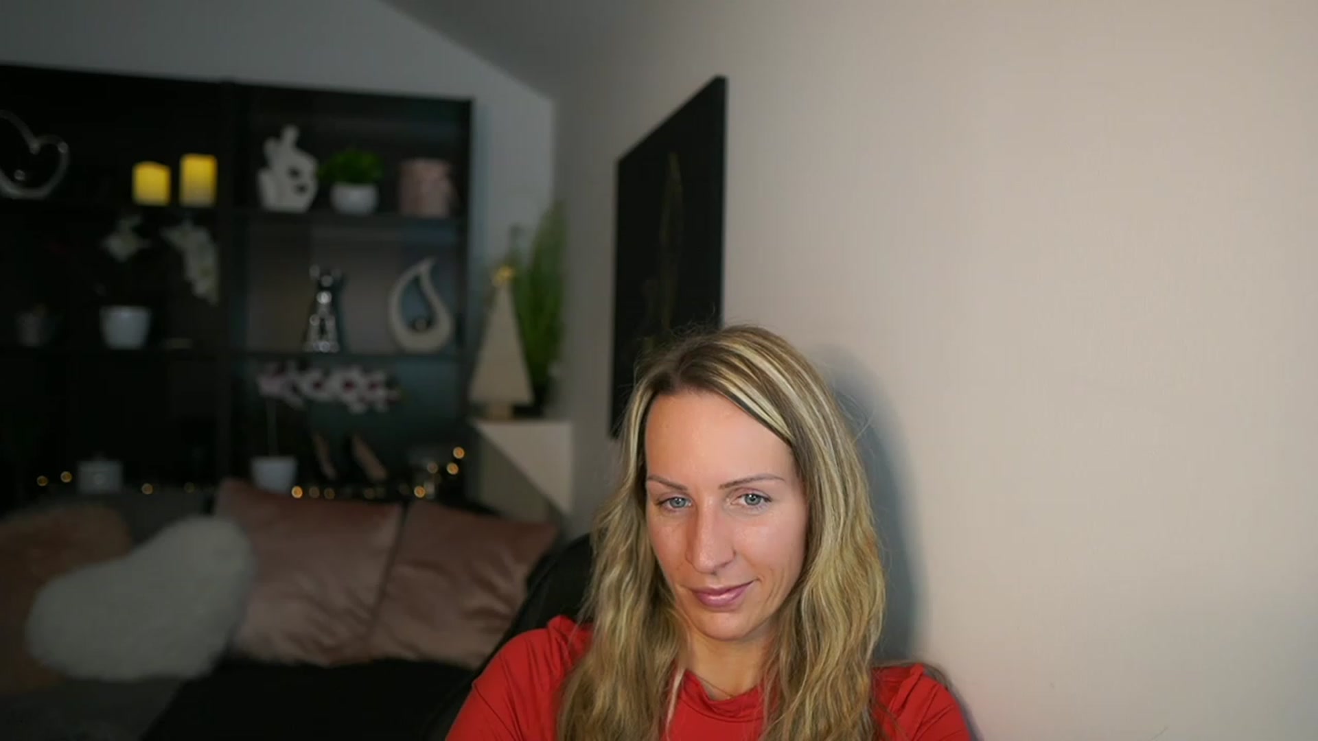 Gallery image thumbnail from Nikki__Sexx__'s myfreecams stream on, 12/04/2023, 21:06 image 14 of 20