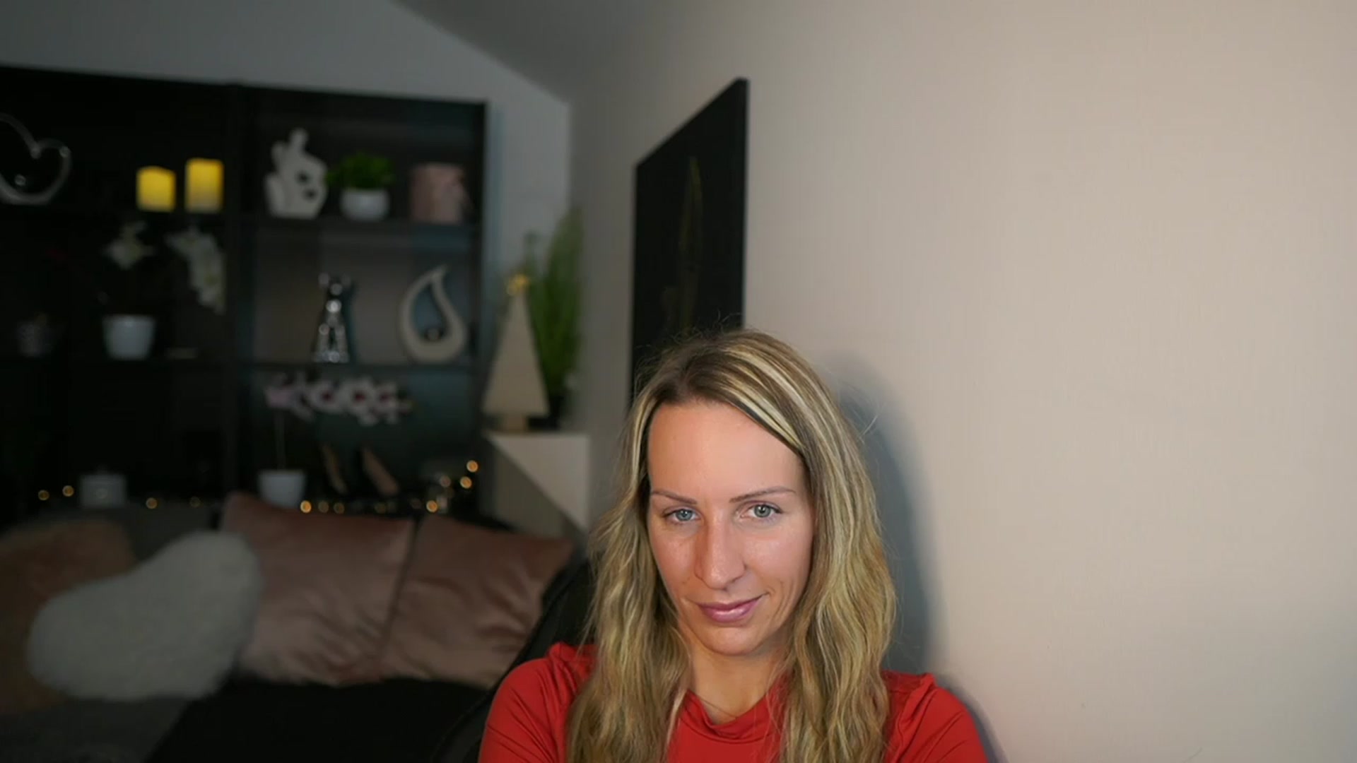 Gallery image thumbnail from Nikki__Sexx__'s myfreecams stream on, 12/04/2023, 21:06 image 10 of 20