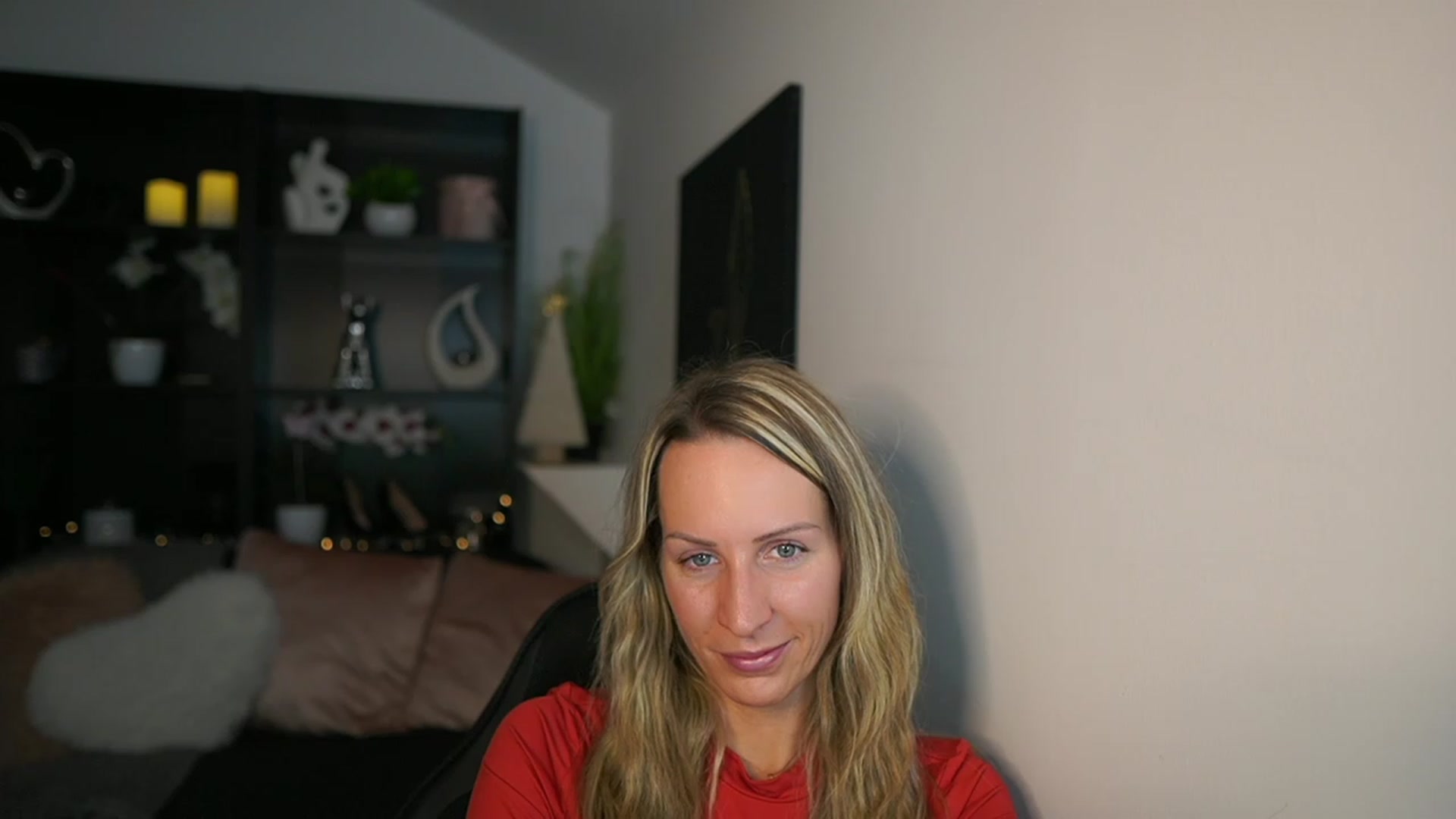 Gallery image thumbnail from Nikki__Sexx__'s myfreecams stream on, 12/04/2023, 21:06 image 16 of 20