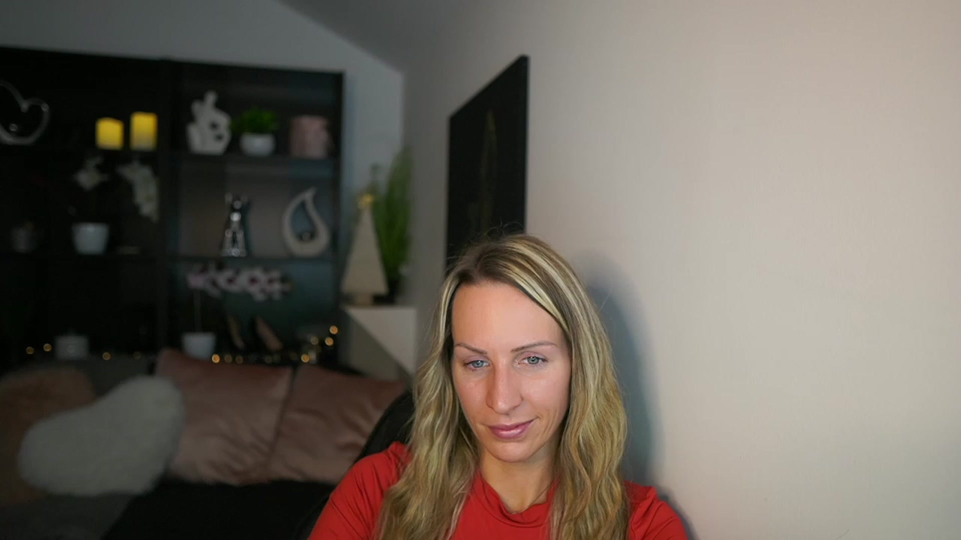 Gallery image thumbnail from Nikki__Sexx__'s myfreecams stream on, 12/04/2023, 21:44 image 3 of 20