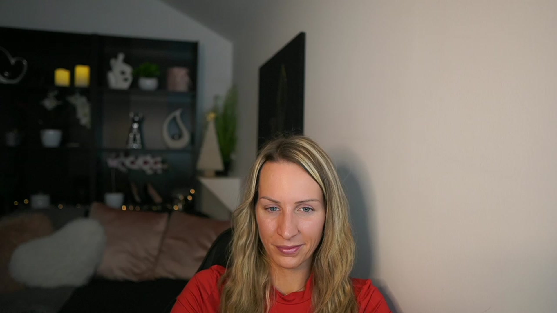 Gallery image thumbnail from Nikki__Sexx__'s myfreecams stream on, 12/04/2023, 21:44 image 5 of 20