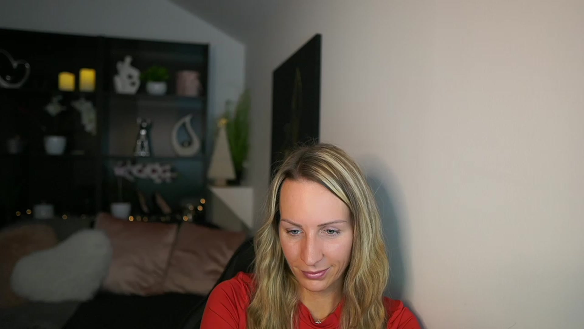 Gallery image thumbnail from Nikki__Sexx__'s myfreecams stream on, 12/04/2023, 21:44 image 2 of 20