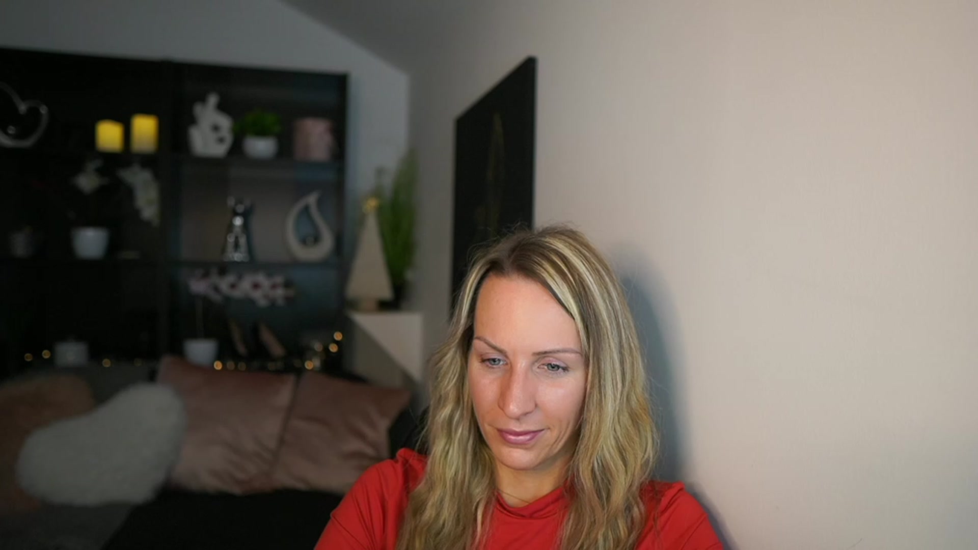 Gallery image thumbnail from Nikki__Sexx__'s myfreecams stream on, 12/04/2023, 21:44 image 15 of 20