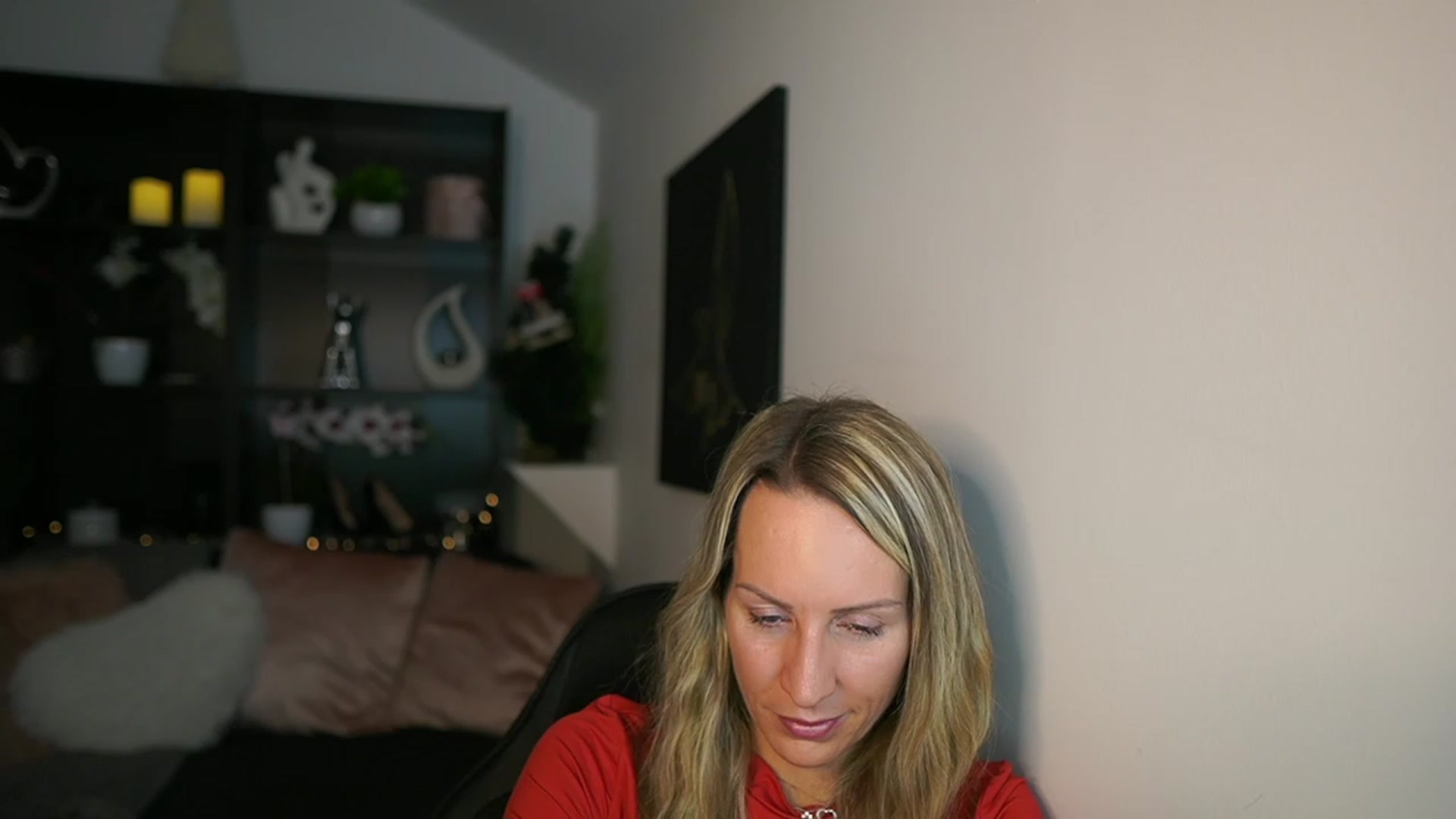 Gallery image thumbnail from Nikki__Sexx__'s myfreecams stream on, 12/04/2023, 23:16 image 6 of 20