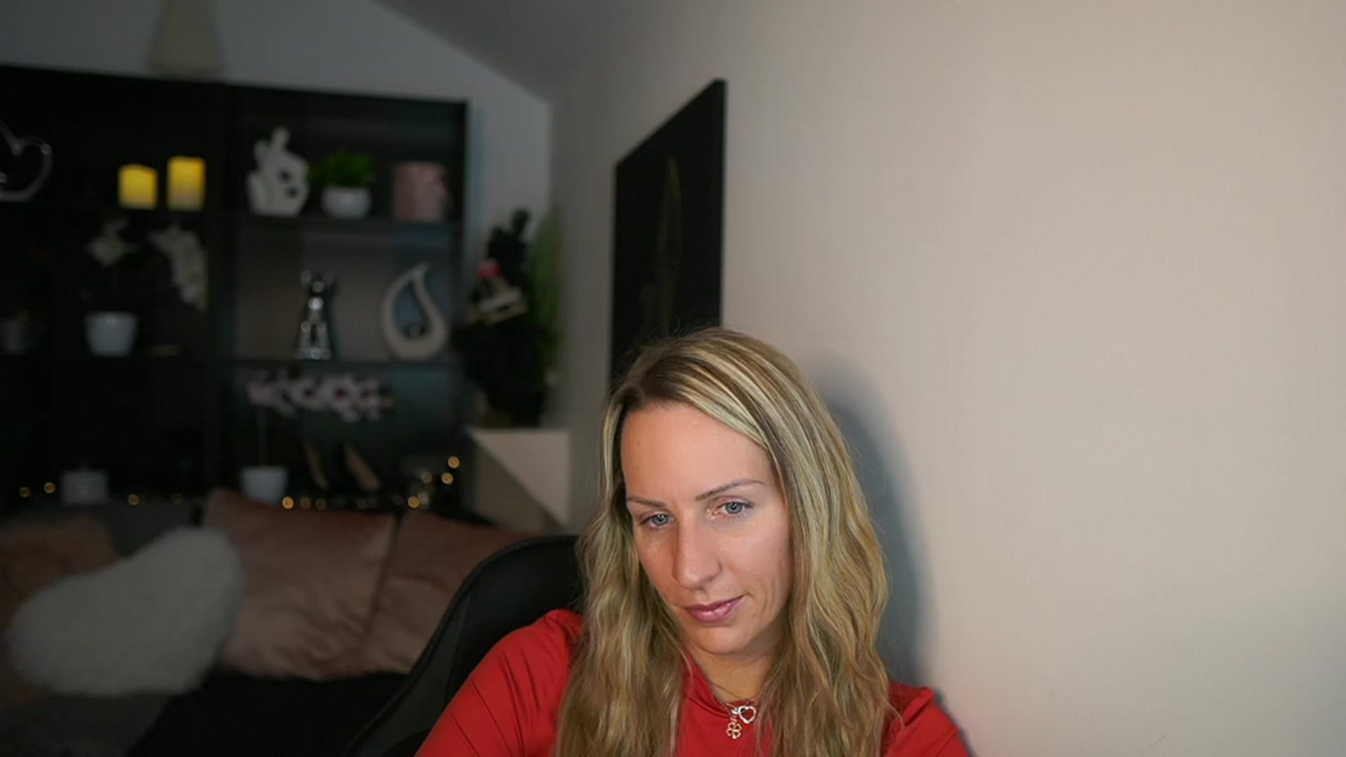Gallery image thumbnail from Nikki__Sexx__'s myfreecams stream on, 12/04/2023, 23:16 image 7 of 20