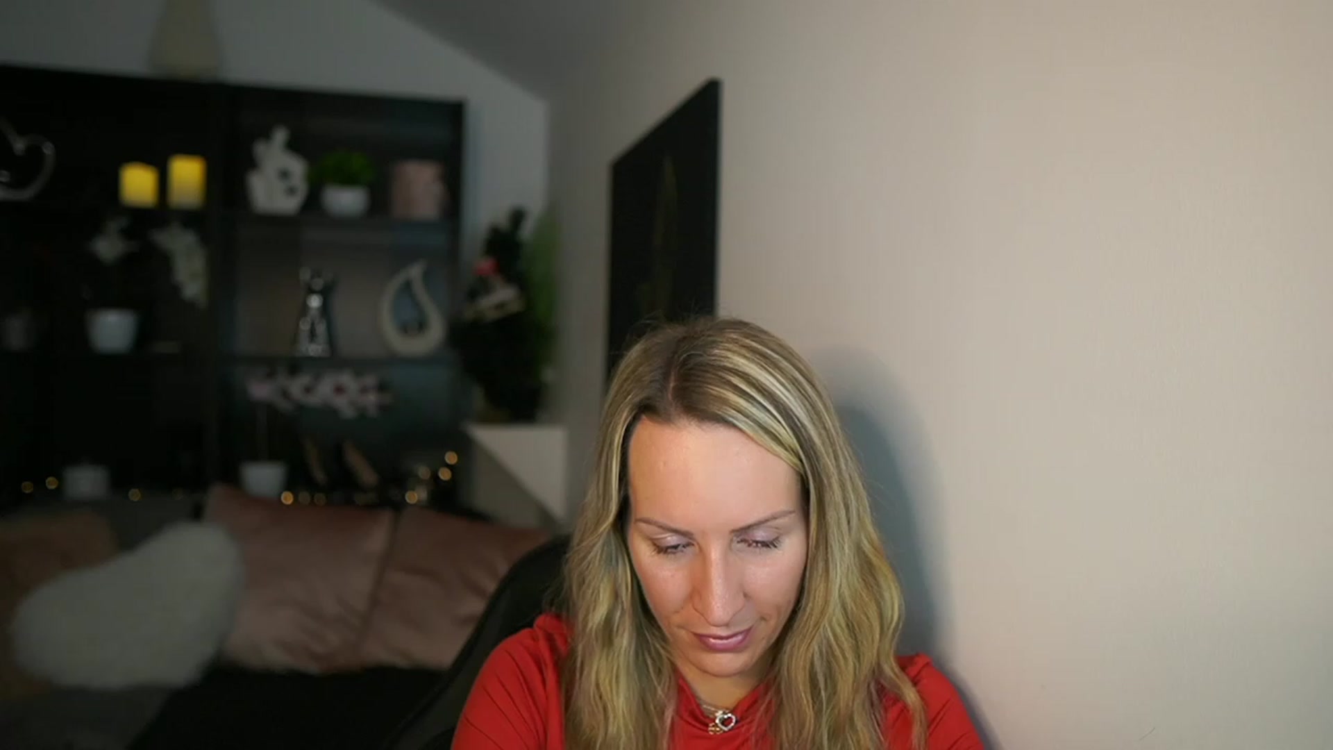 Gallery image thumbnail from Nikki__Sexx__'s myfreecams stream on, 12/04/2023, 23:16 image 11 of 20