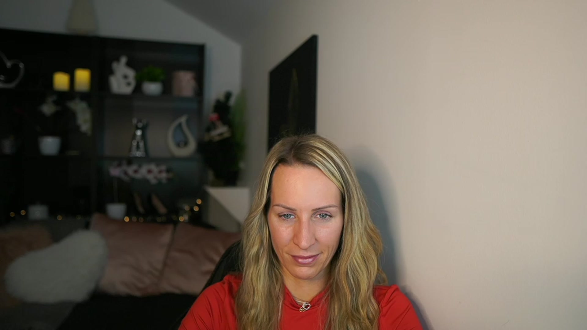 Gallery image thumbnail from Nikki__Sexx__'s myfreecams stream on, 12/04/2023, 23:16 image 10 of 20