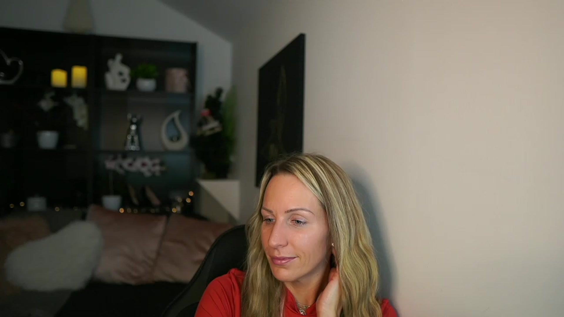 Gallery image thumbnail from Nikki__Sexx__'s myfreecams stream on, 12/04/2023, 23:16 image 13 of 20