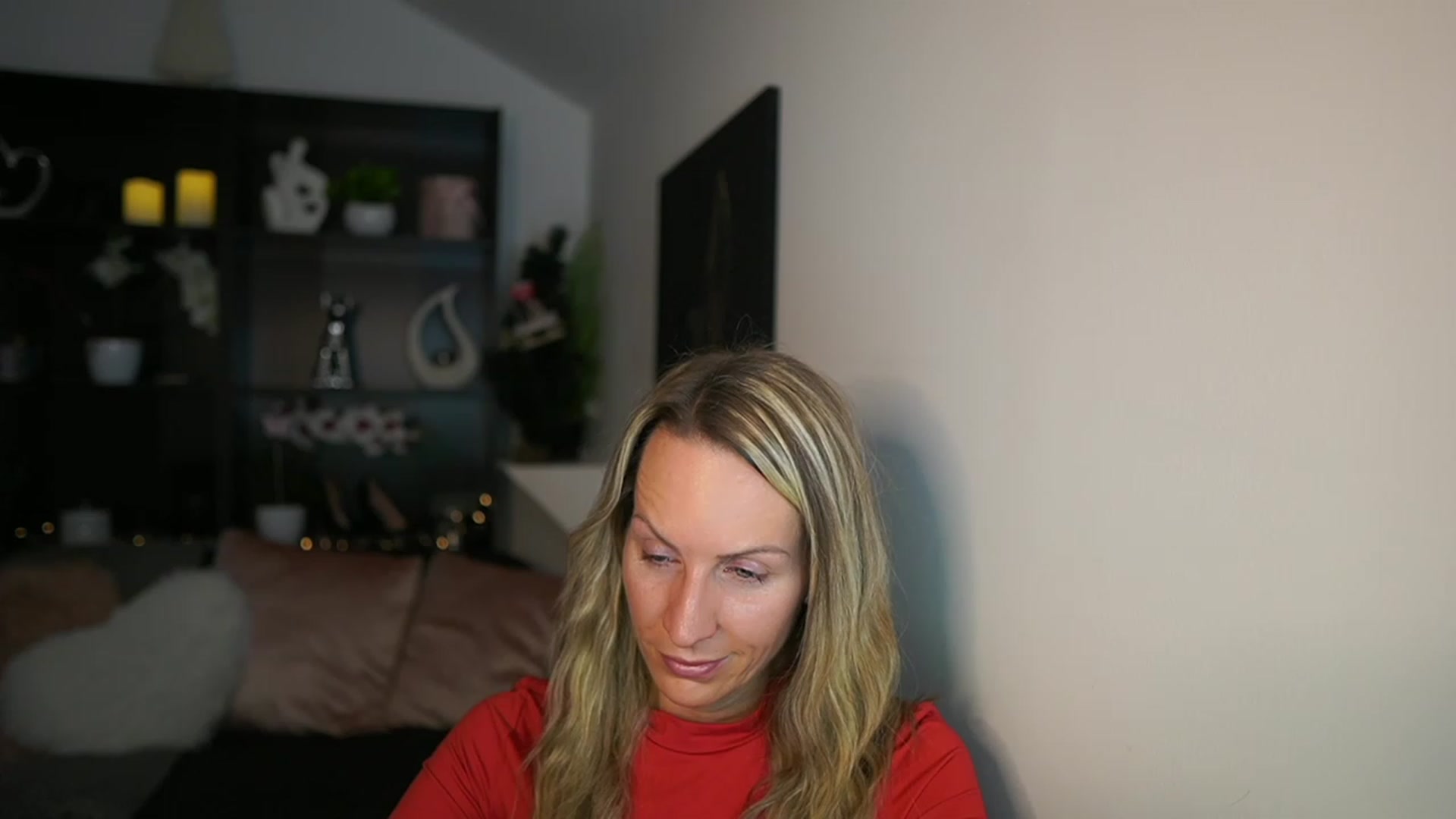 Gallery image thumbnail from Nikki__Sexx__'s myfreecams stream on, 12/05/2023, 24:01 image 18 of 20