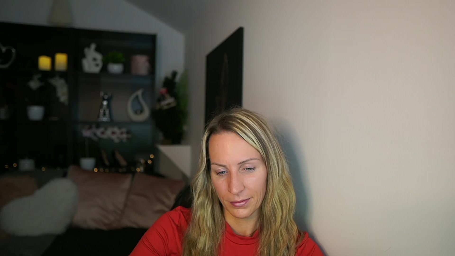 Gallery image thumbnail from Nikki__Sexx__'s myfreecams stream on, 12/05/2023, 24:01 image 12 of 20