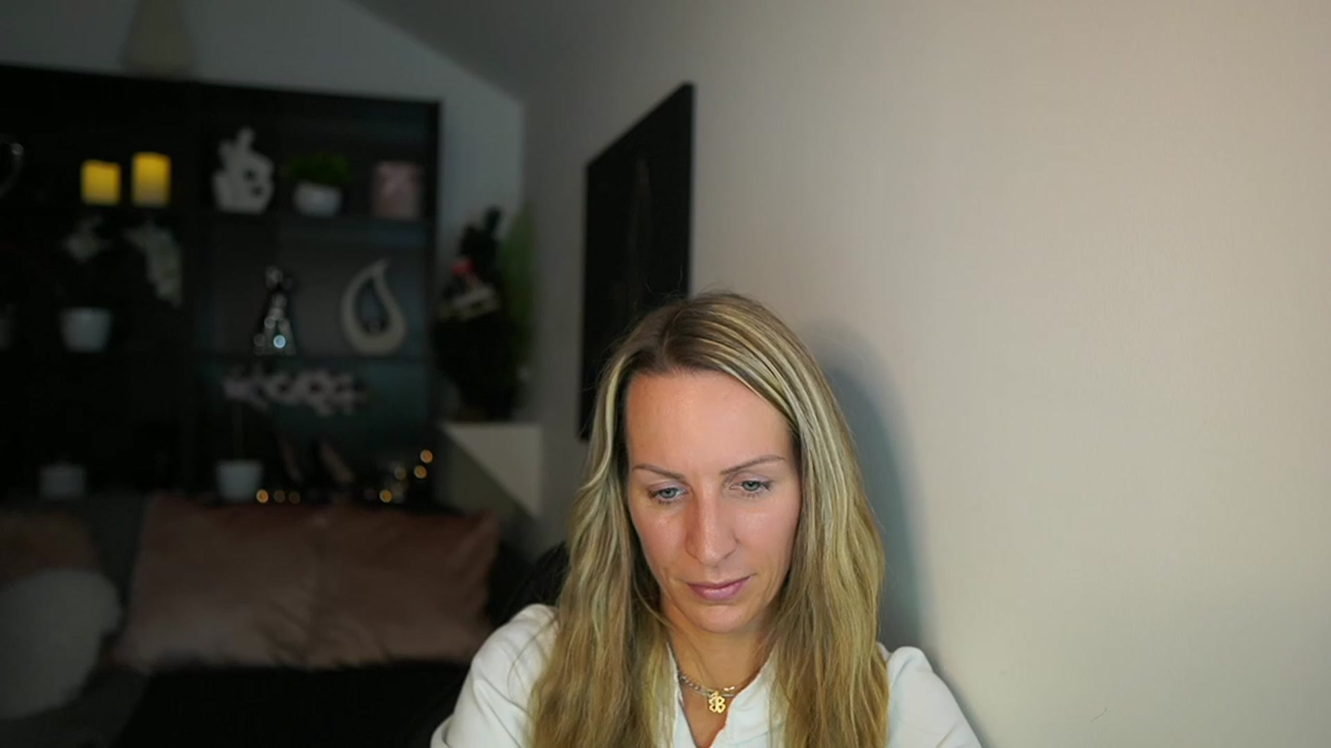 Gallery image thumbnail from Nikki__Sexx__'s myfreecams stream on, 12/05/2023, 22:11 image 15 of 20