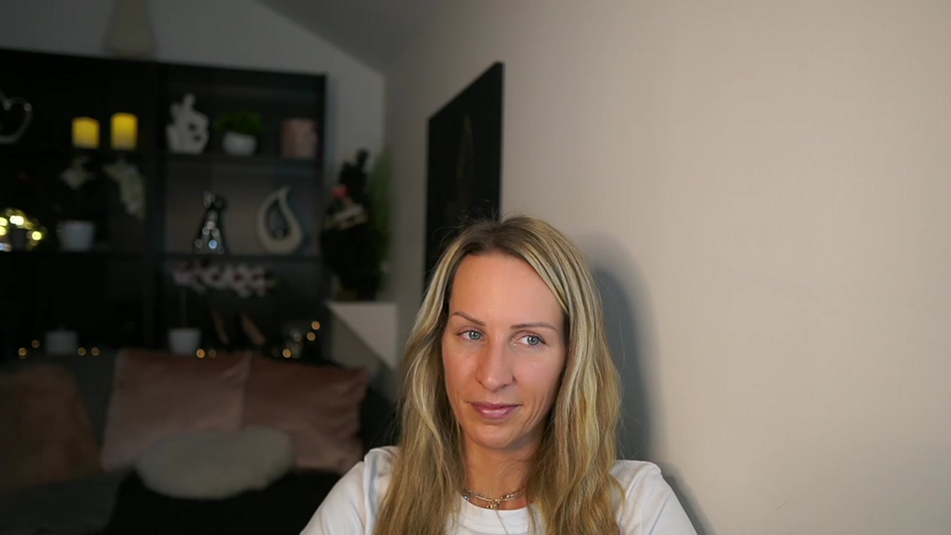 Gallery image thumbnail from Nikki__Sexx__'s myfreecams stream on, 12/11/2023, 20:56 image 9 of 20