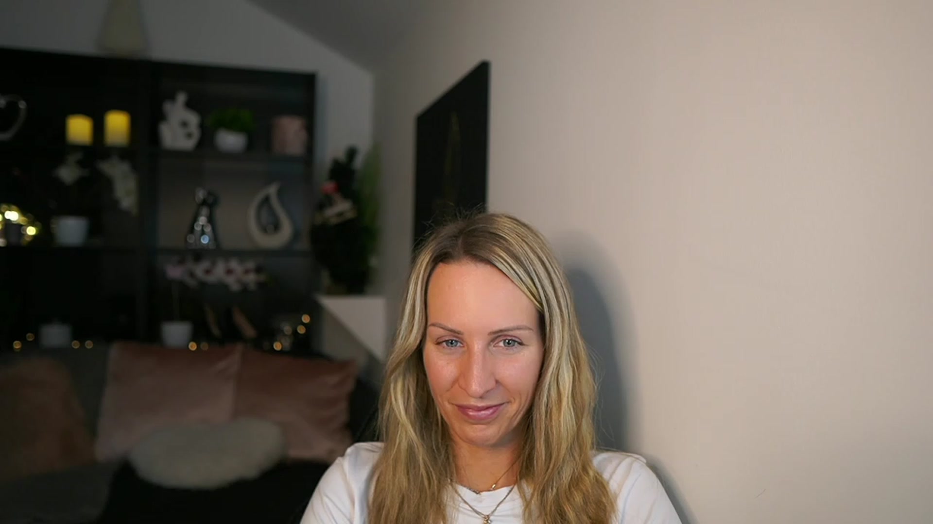 Gallery image thumbnail from Nikki__Sexx__'s myfreecams stream on, 12/11/2023, 20:56 image 20 of 20