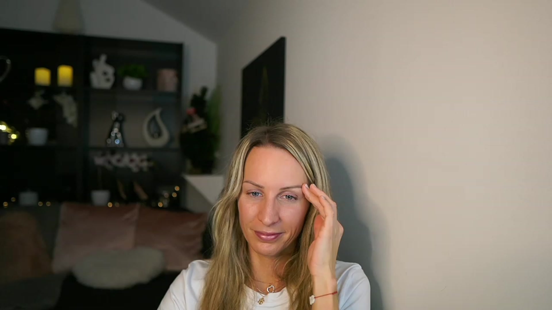 Gallery image thumbnail from Nikki__Sexx__'s myfreecams stream on, 12/11/2023, 22:45 image 2 of 20