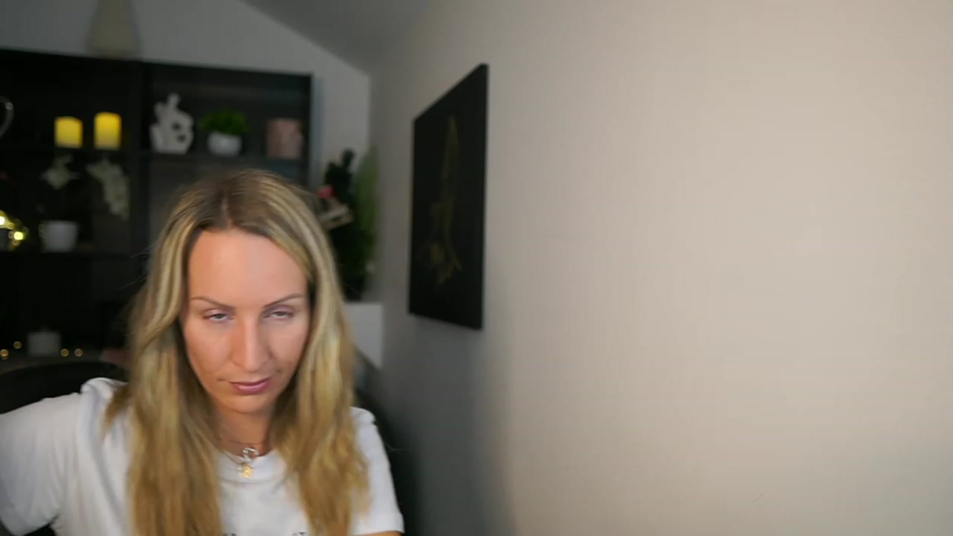Gallery image thumbnail from Nikki__Sexx__'s myfreecams stream on, 12/11/2023, 22:45 image 20 of 20