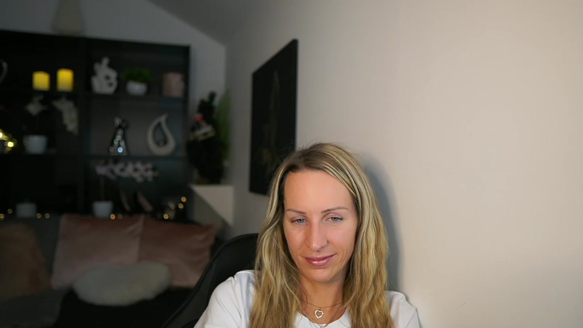 Gallery image thumbnail from Nikki__Sexx__'s myfreecams stream on, 12/11/2023, 23:55 image 2 of 20