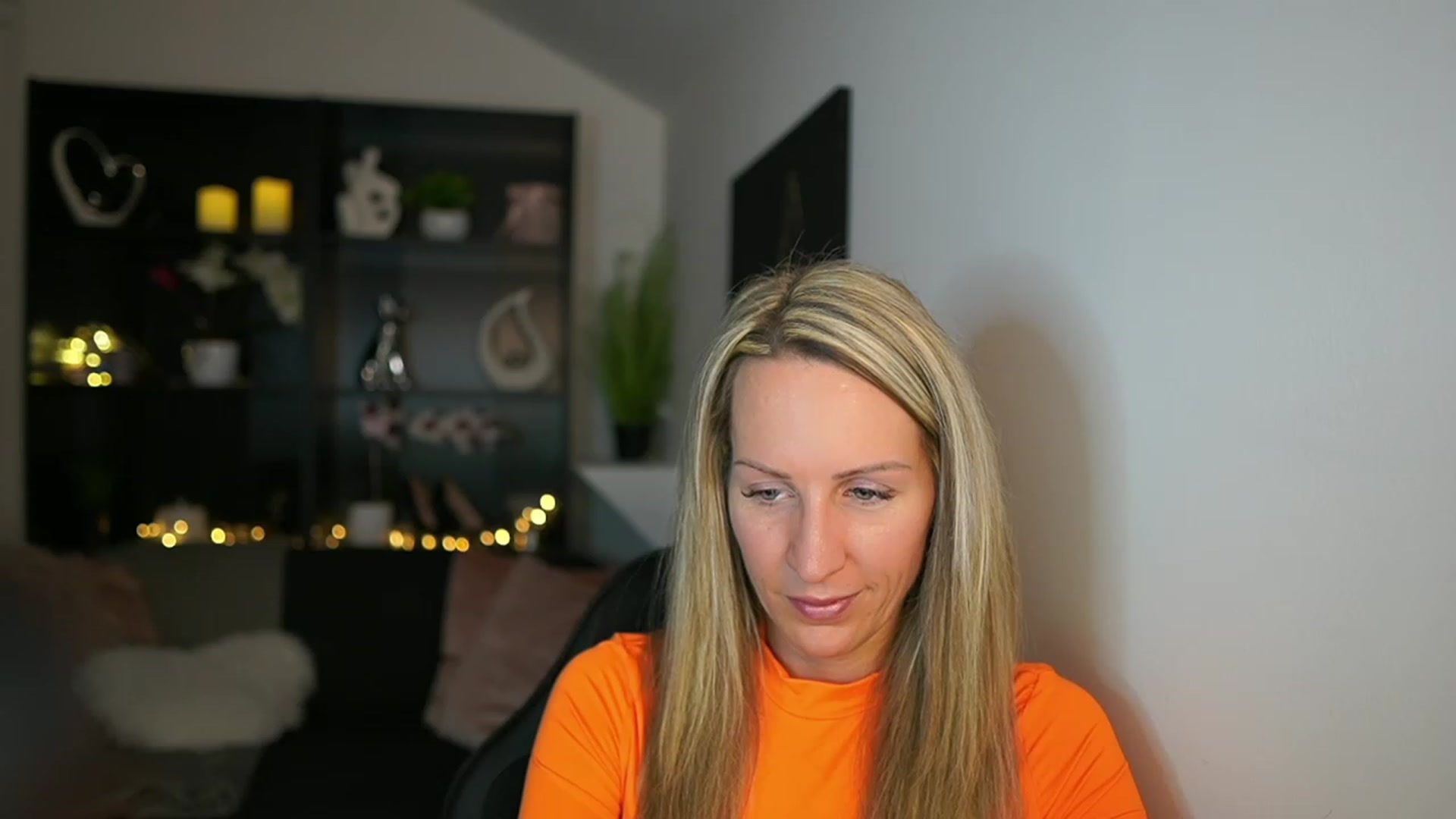 Gallery image thumbnail from Nikki__Sexx__'s myfreecams stream on, 01/04/2024, 21:09 image 12 of 20