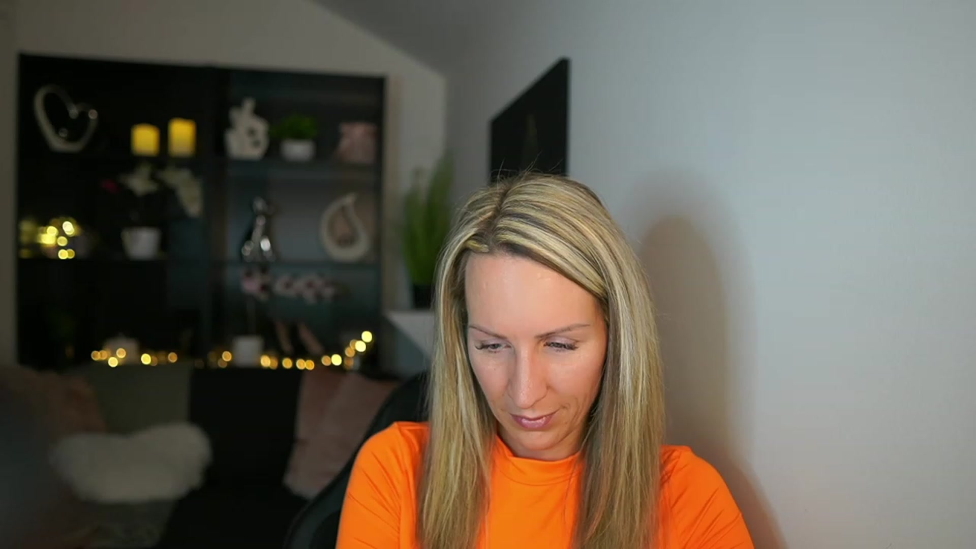 Gallery image thumbnail from Nikki__Sexx__'s myfreecams stream on, 01/04/2024, 21:09 image 4 of 20