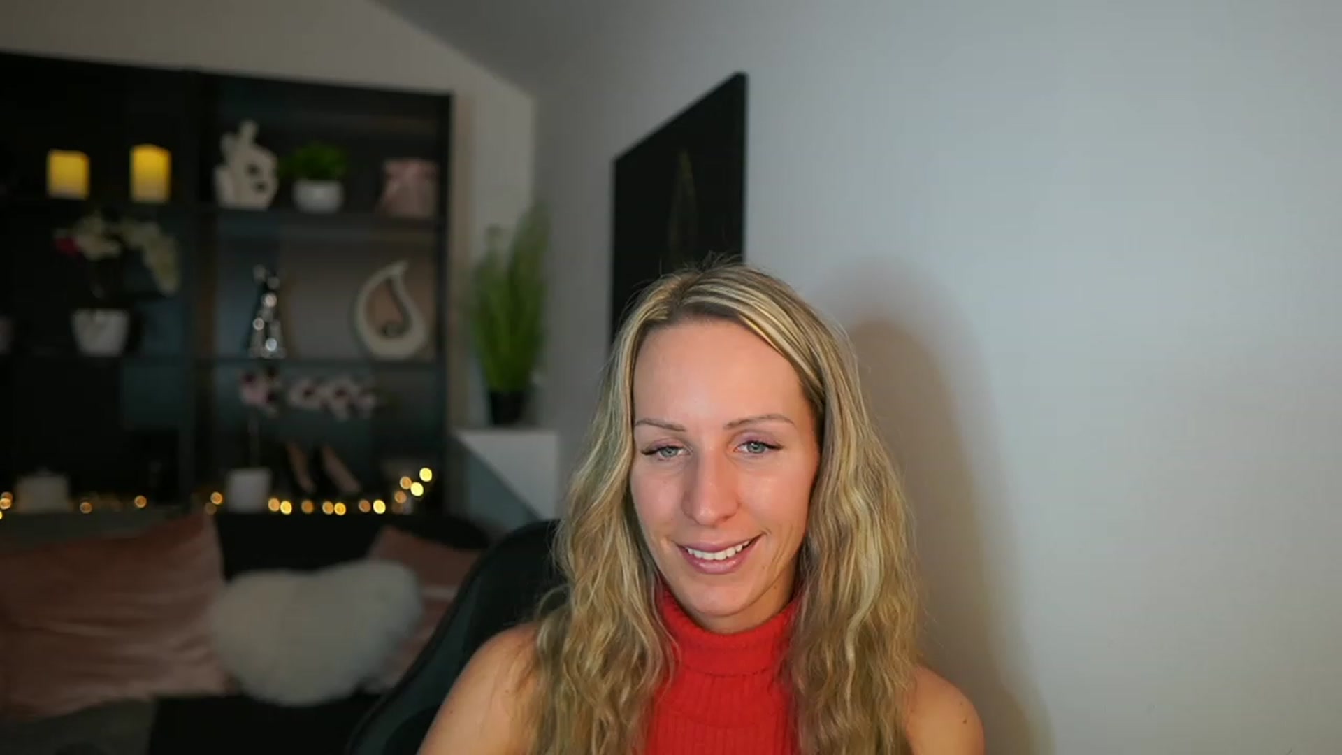 Gallery image thumbnail from Nikki__Sexx__'s myfreecams stream on, 01/10/2024, 24:03 image 3 of 20